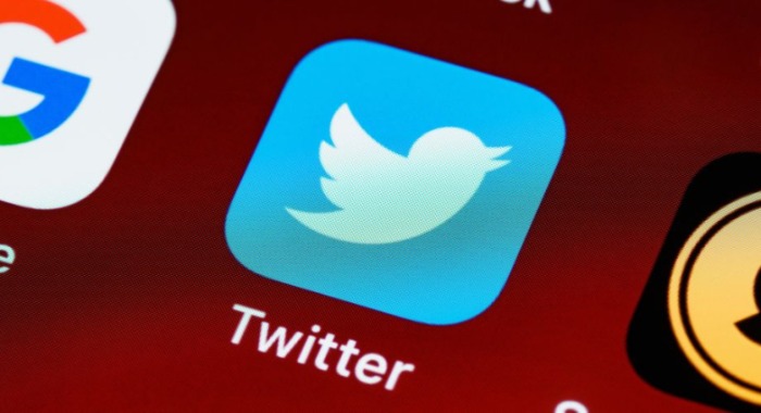A Twitter elbocsátott biztonsági főnöke szerint a nemzetbiztonságra és felhasználókra is kockázatos a cég működési gyakorlata